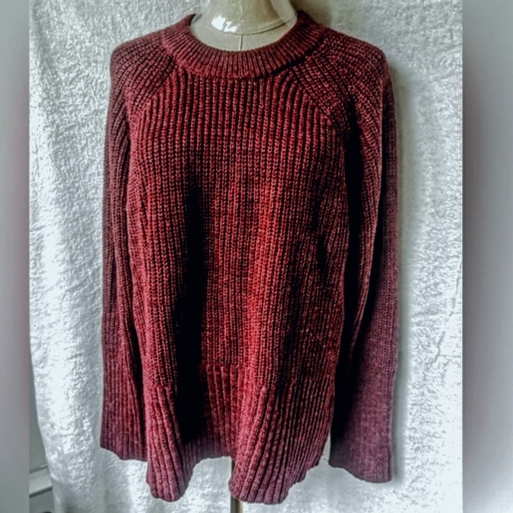 Universal Thread Burgundy Knit Drop Shoulder Bagg… - image 1